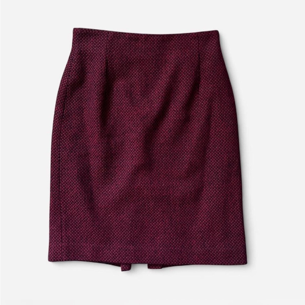 Elegant Burgundy Pencil Skirt